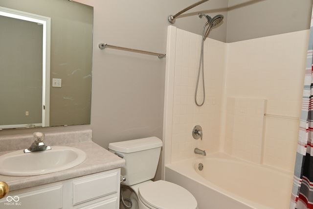 2285 Grand Fir Drive, Greenwood, IN 46143