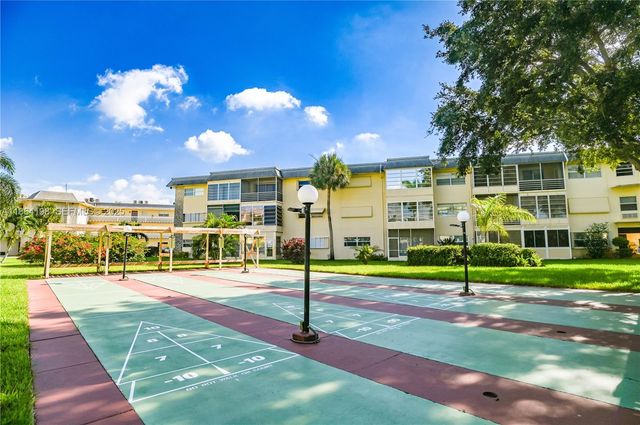 4441 NW 16th Street J301, Lauderhill, FL 33313