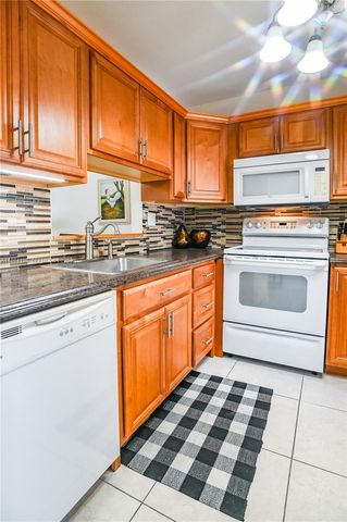 4441 NW 16th Street J301, Lauderhill, FL 33313