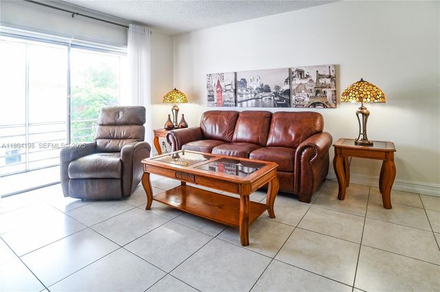 4441 NW 16th Street J301, Lauderhill, FL 33313