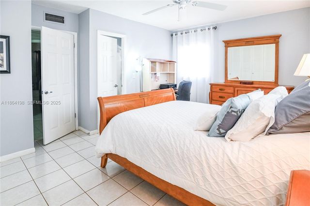 4441 NW 16th Street J301, Lauderhill, FL 33313
