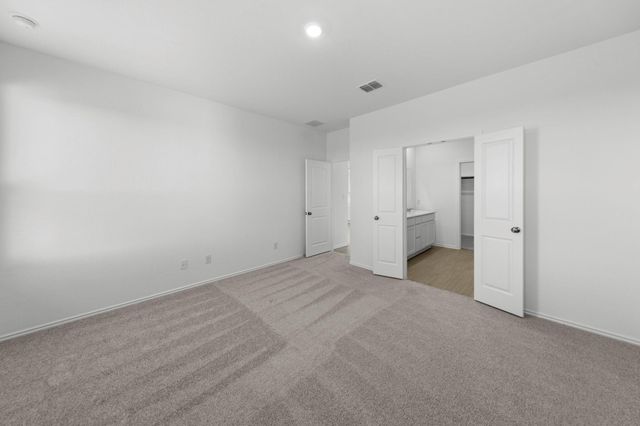 13212 Eastland DR, Mustang Ridge, TX 78610