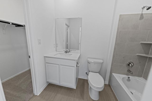 13212 Eastland DR, Mustang Ridge, TX 78610