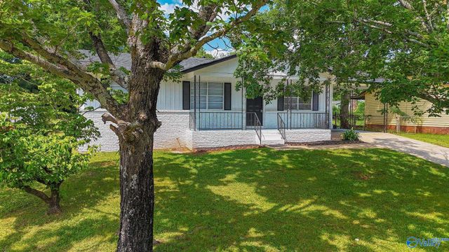 629 Dawson Terrace, Huntsville, AL 35811