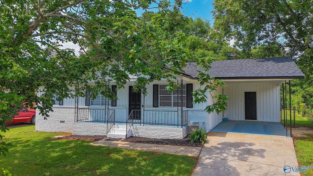 629 Dawson Terrace, Huntsville, AL 35811