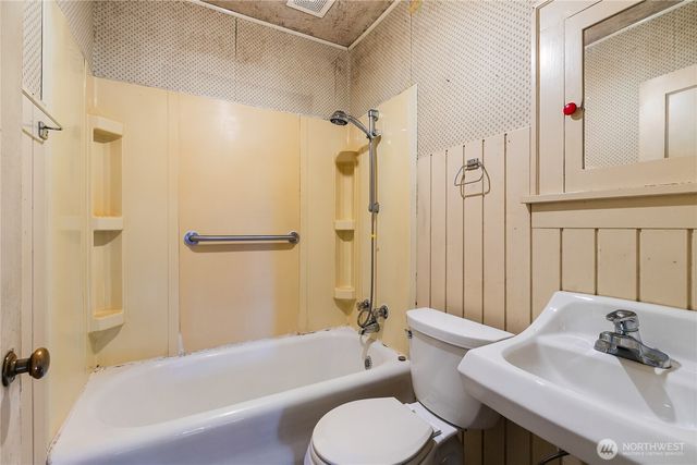 2805 Walnut Street, Bellingham, WA 98225