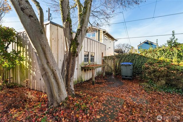 2805 Walnut Street, Bellingham, WA 98225
