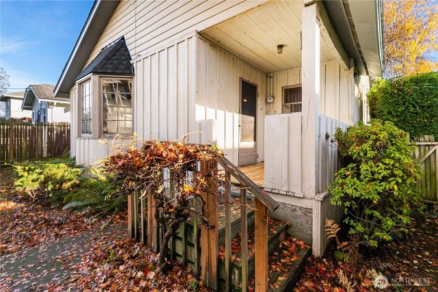 2805 Walnut Street, Bellingham, WA 98225