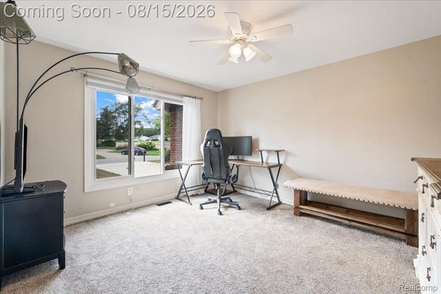 48952 Forest Drive, Shelby Charter Township, MI 48317