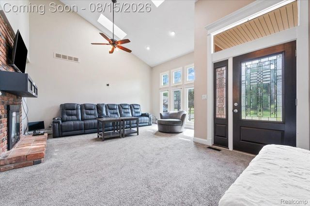 48952 Forest Drive, Shelby Charter Township, MI 48317