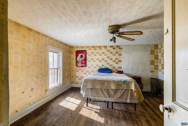 613 6TH ST, Shenandoah, VA 22849