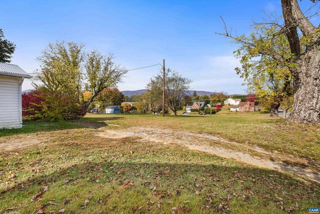 613 6TH ST, Shenandoah, VA 22849