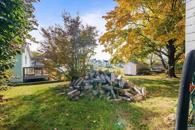 613 6TH ST, Shenandoah, VA 22849