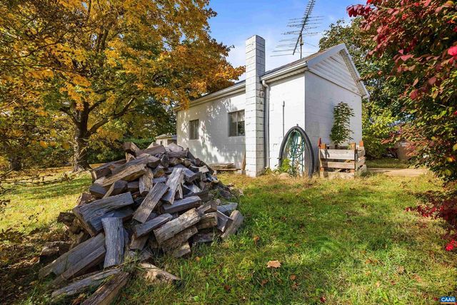 613 6TH ST, Shenandoah, VA 22849