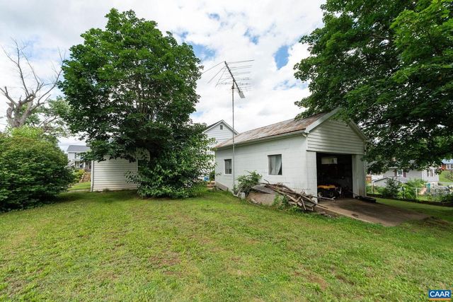 613 6TH ST, Shenandoah, VA 22849