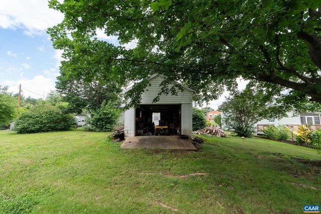 613 6TH ST, Shenandoah, VA 22849