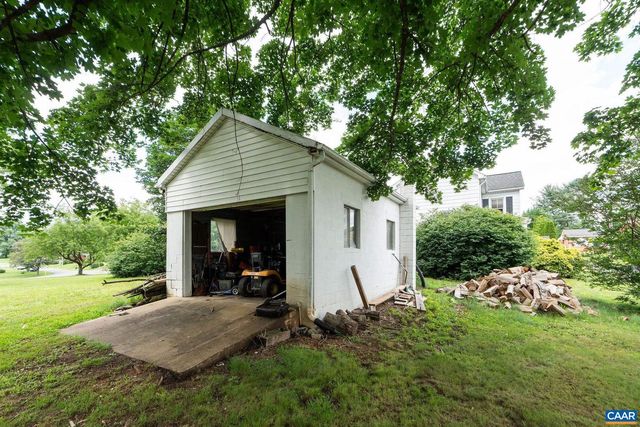 613 6TH ST, Shenandoah, VA 22849