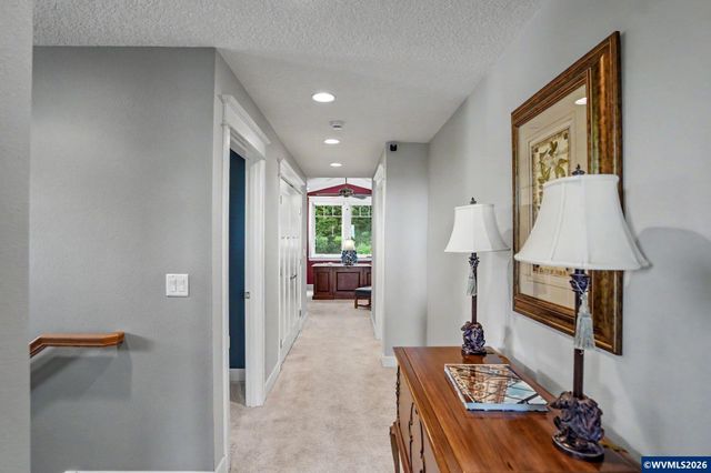 3228 Sunridge Dr S, Salem, OR 97302