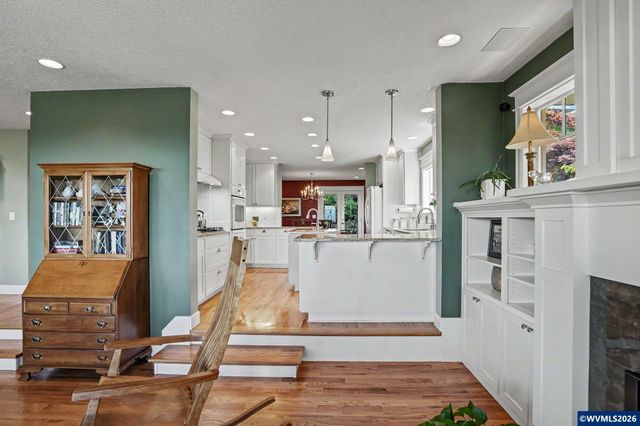 3228 Sunridge Dr S, Salem, OR 97302