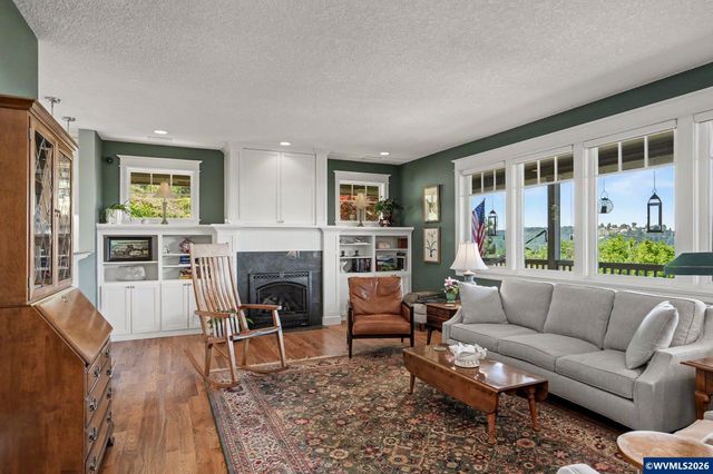 3228 Sunridge Dr S, Salem, OR 97302
