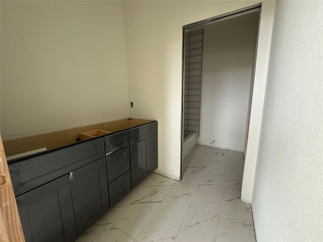 3405 Congress Ave, Lago Vista, TX 78645