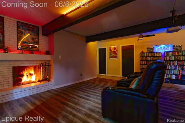 38243 Jonathan Street, Clinton Charter Township, MI 48036