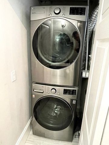 1 Ropes St. 4, Salem, MA 01970