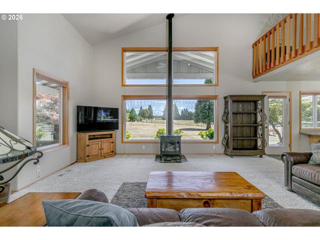 18949 Se TICKLE CREEK Rd, Boring, OR 97009
