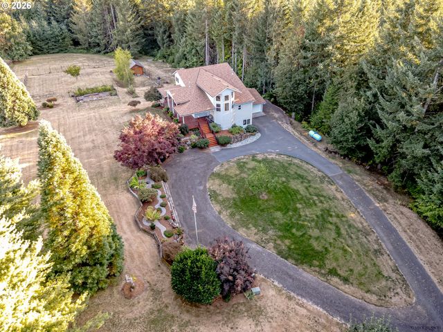 18949 Se TICKLE CREEK Rd, Boring, OR 97009