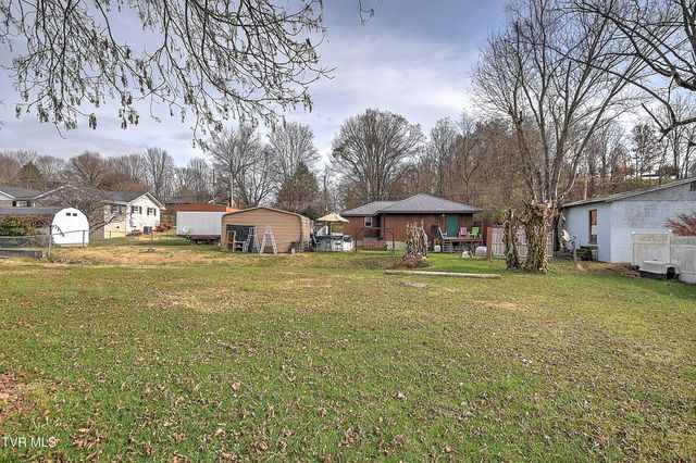 227 Old Beason Well Road, Kingsport, TN 37660