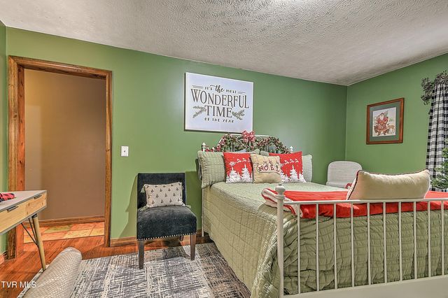 227 Old Beason Well Road, Kingsport, TN 37660