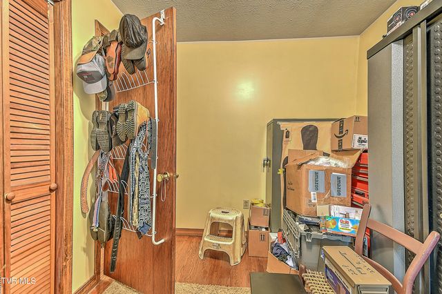 227 Old Beason Well Road, Kingsport, TN 37660