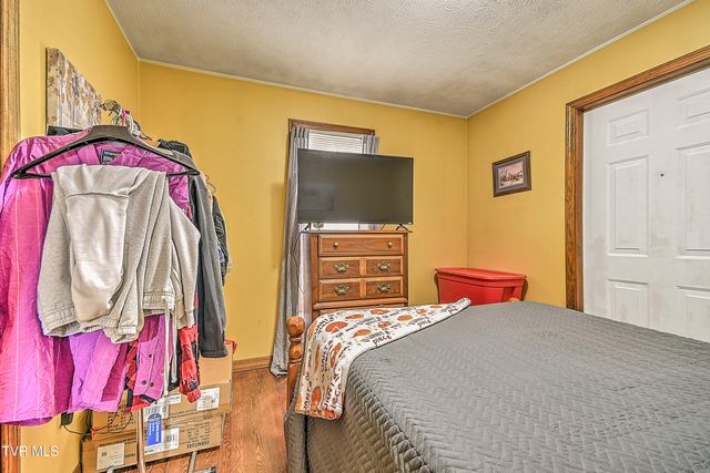 227 Old Beason Well Road, Kingsport, TN 37660