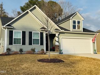35 Oakfield Trce Drive, Four Oaks, NC 27524
