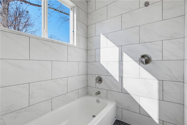 20 Bobwith Lane, Bella Vista, AR 72714