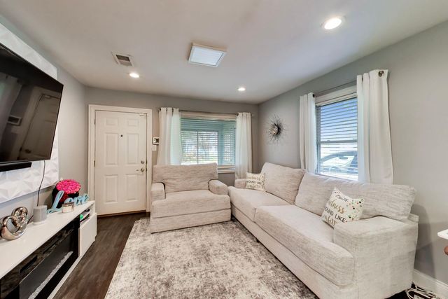2081 Wright Street, Gary, IN 46404