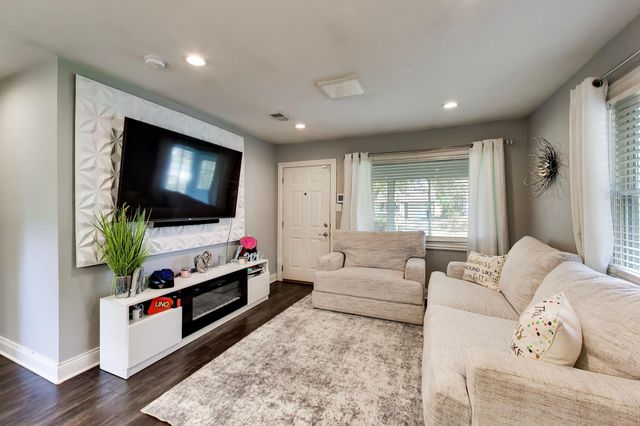2081 Wright Street, Gary, IN 46404