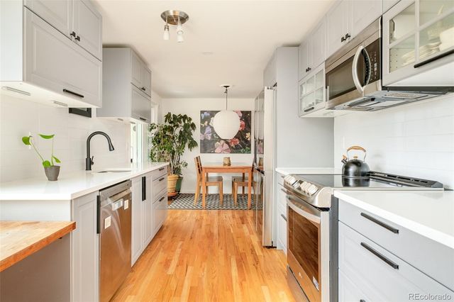 10580 W 23rd Place, Lakewood, CO 80215