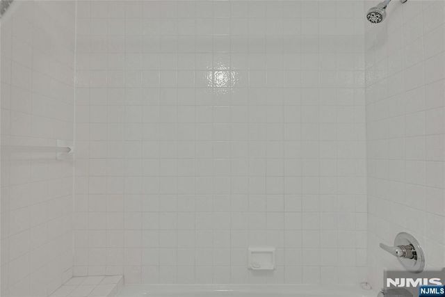 1077 River Road 1009, Edgewater, NJ 07020
