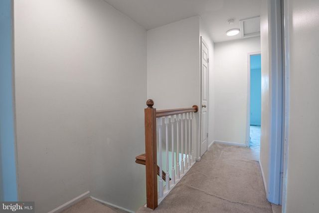 13341 FOXHOLE DR, Fairfax, VA 22033