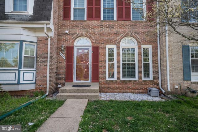 13341 FOXHOLE DR, Fairfax, VA 22033