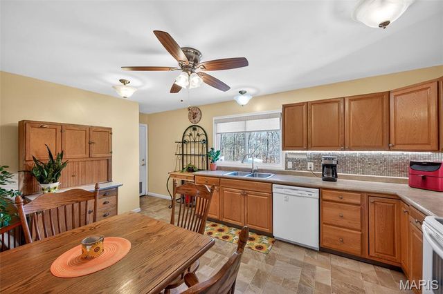 340 Woodbridge Drive, St Charles, MO 63303