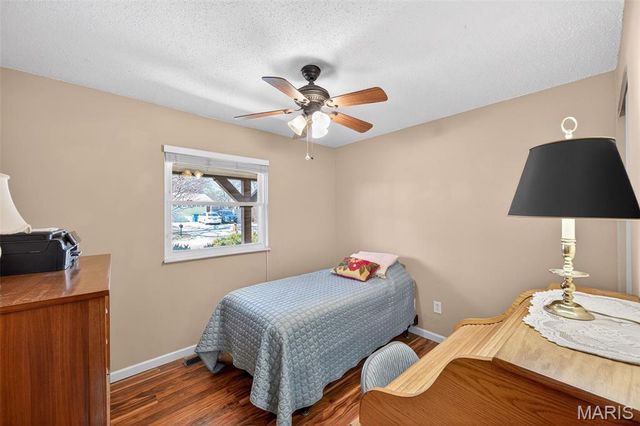 340 Woodbridge Drive, St Charles, MO 63303