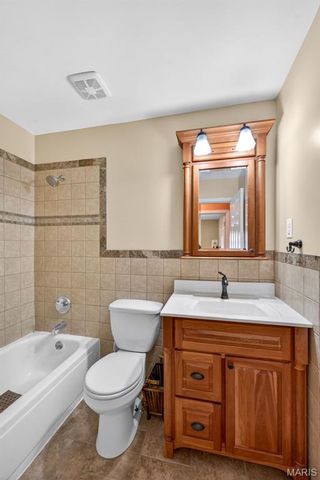 340 Woodbridge Drive, St Charles, MO 63303