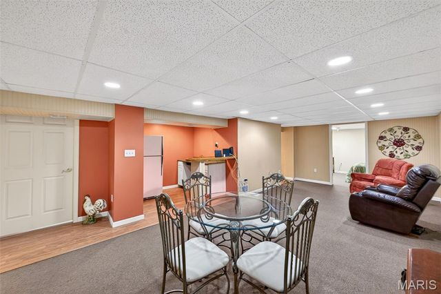 340 Woodbridge Drive, St Charles, MO 63303