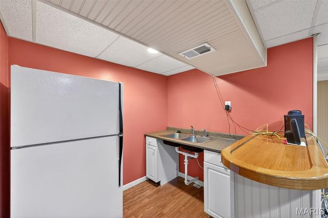 340 Woodbridge Drive, St Charles, MO 63303