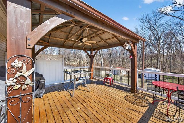 340 Woodbridge Drive, St Charles, MO 63303