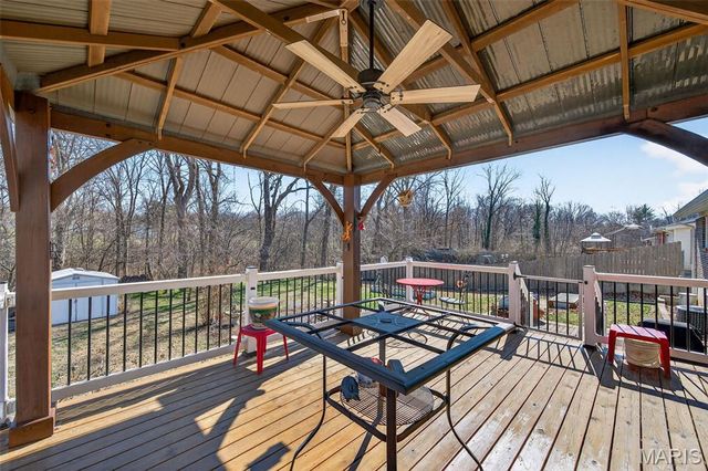 340 Woodbridge Drive, St Charles, MO 63303