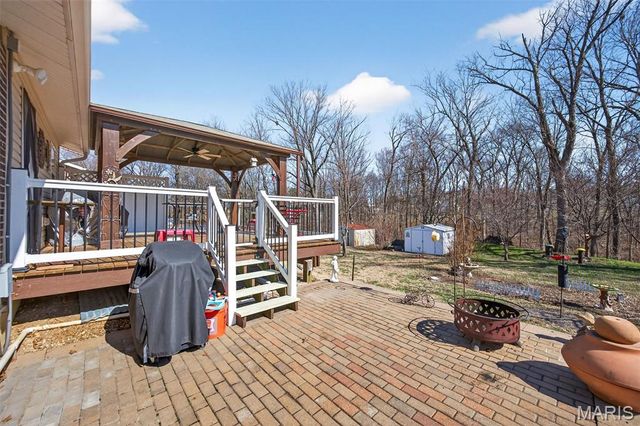 340 Woodbridge Drive, St Charles, MO 63303