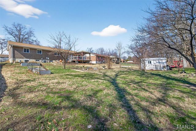 340 Woodbridge Drive, St Charles, MO 63303